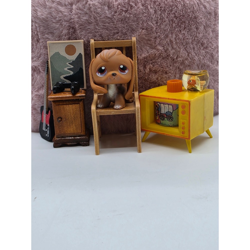LPS Littlest Pet Shop Brown Beagle #16 Dollhouse TV Accessories Dog Figure Lot